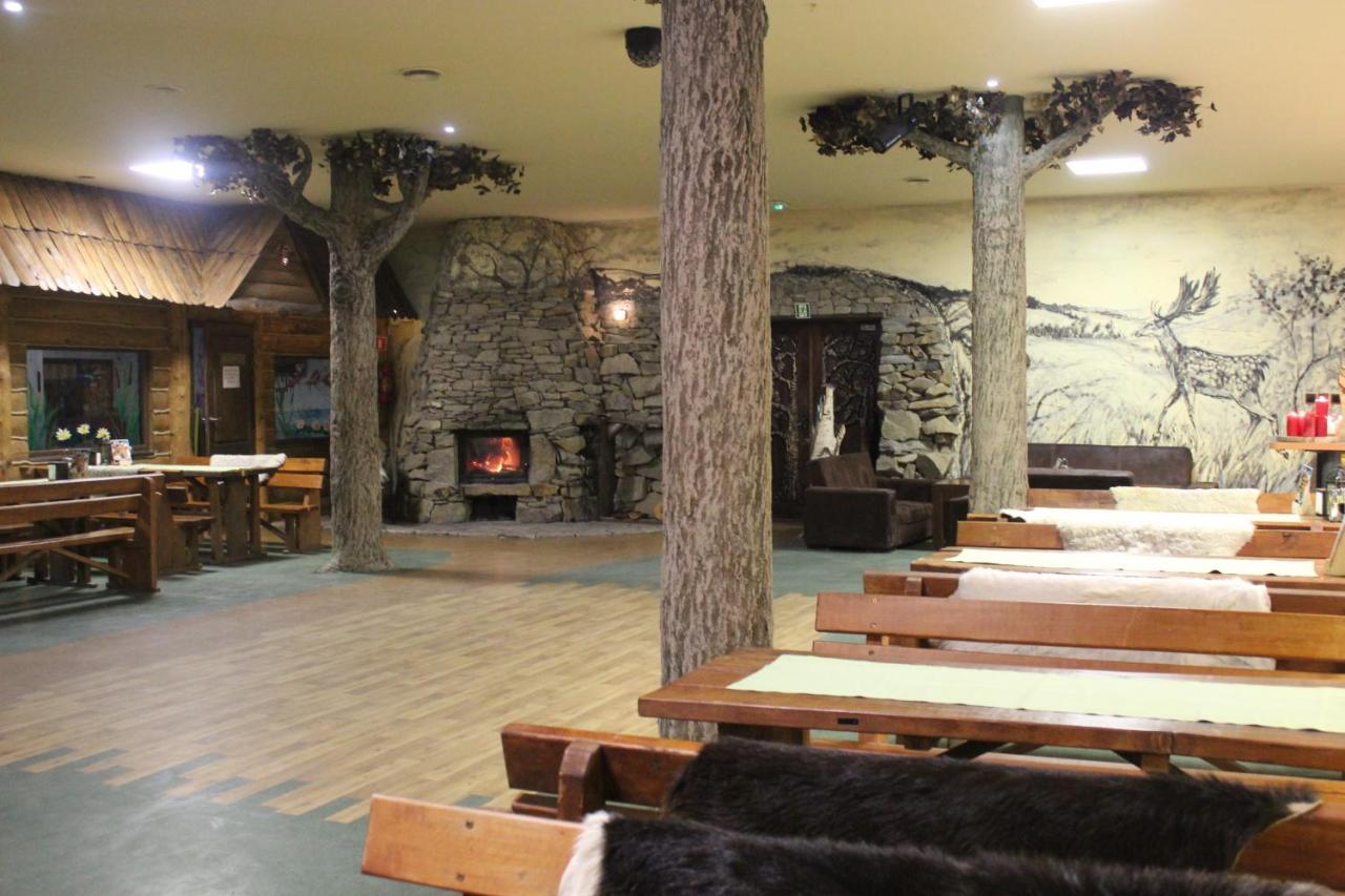 Bieszczadzkie Wrota Lasu Hotel Steznica  Luaran gambar